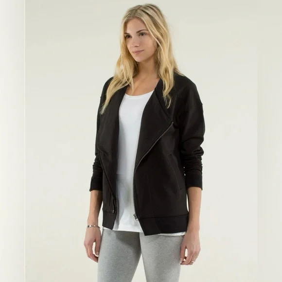 Lululemon Mula Bundle Wrap Black Jacket Yoga Wear Light Coat Cardigan size 8 - Picture 2 of 16